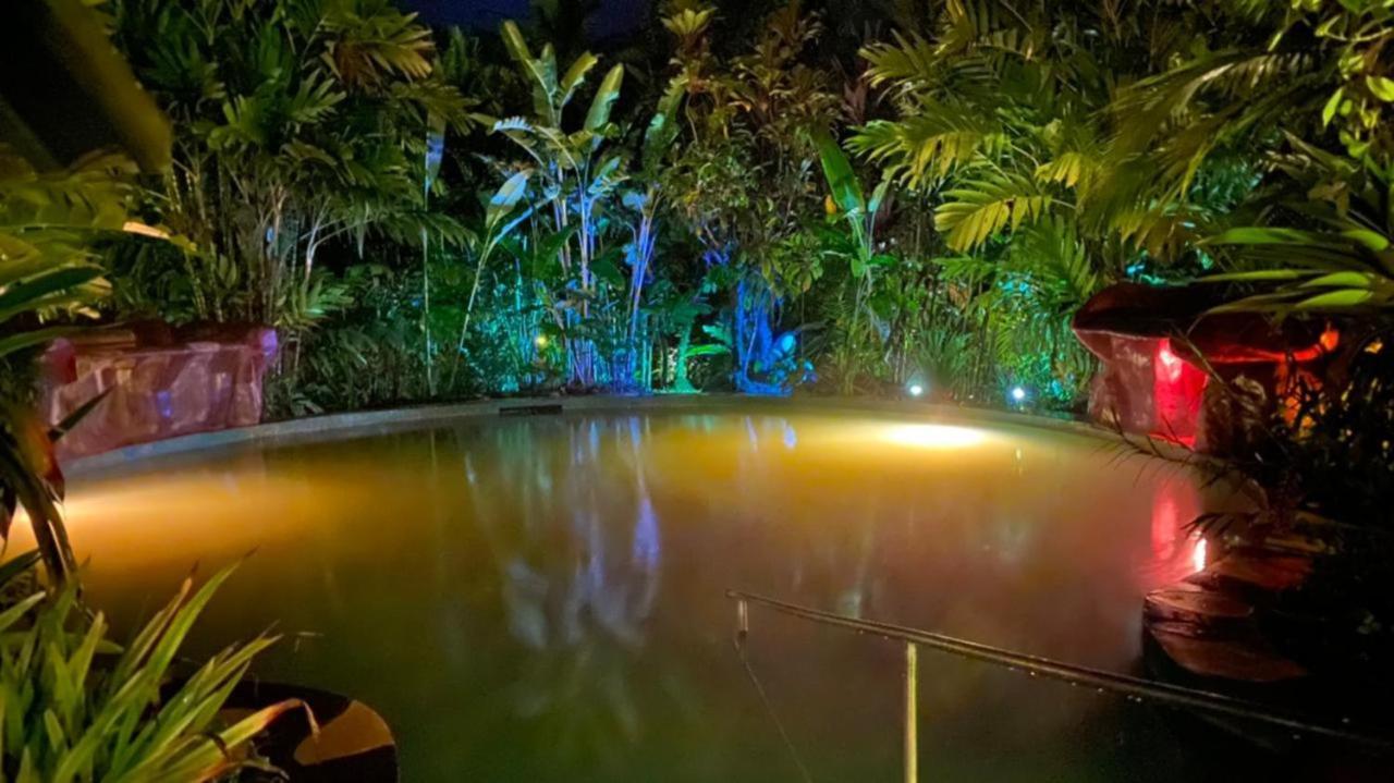 Blue River Resort & Hot Springs Либерия Экстерьер фото
