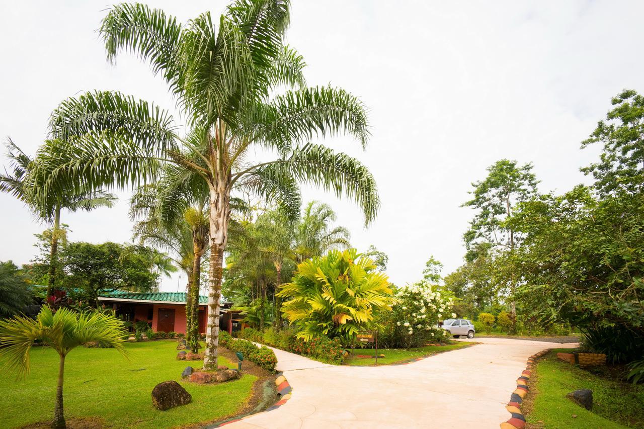 Blue River Resort & Hot Springs Либерия Экстерьер фото